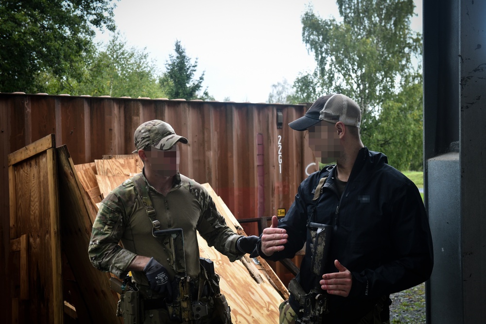 10th Special Forces Group conducts CQB training with United Kingdom Royal Marines