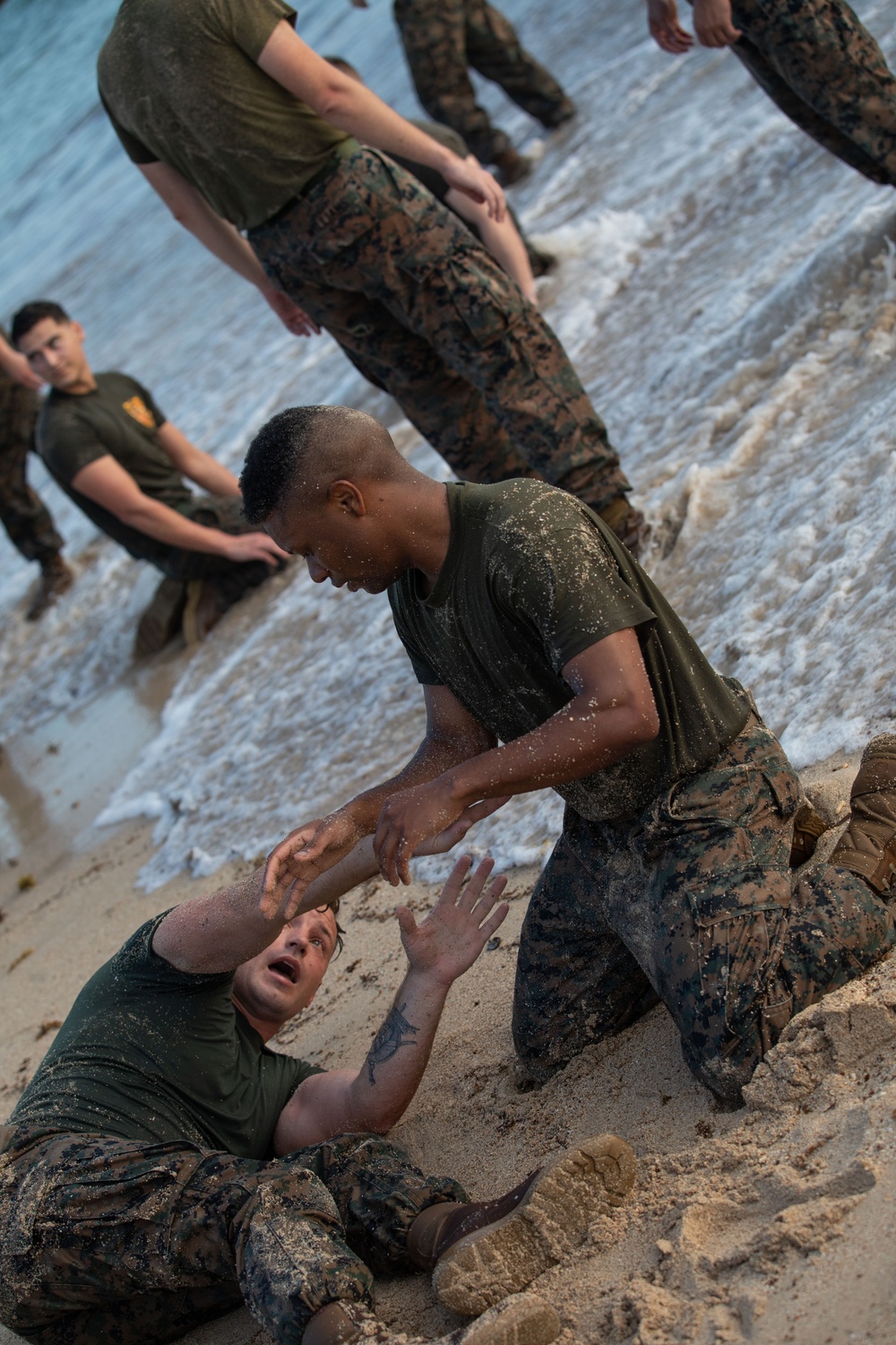 III MEF Marines boost warfighting confidence during unit PT
