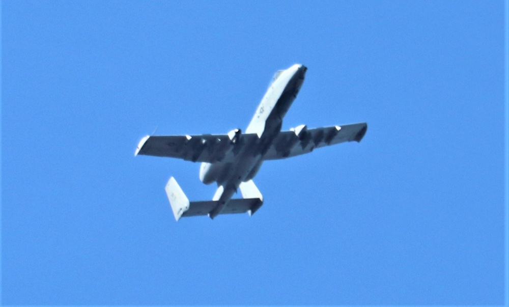 Air Force holds training with A-10 aircraft at Fort McCoy