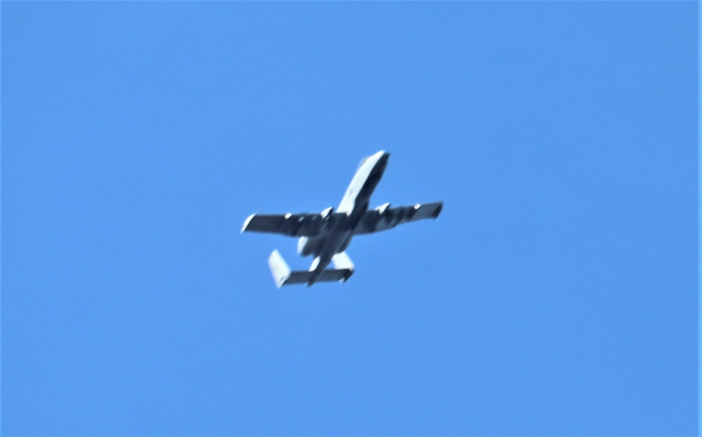 Air Force holds training with A-10 aircraft at Fort McCoy