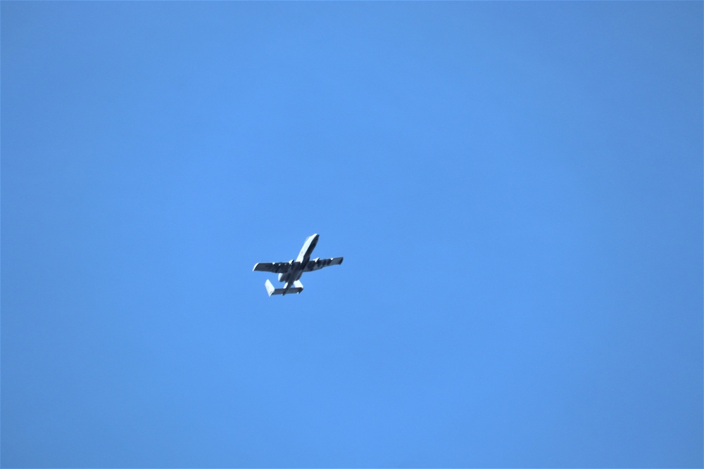 Air Force holds training with A-10 aircraft at Fort McCoy