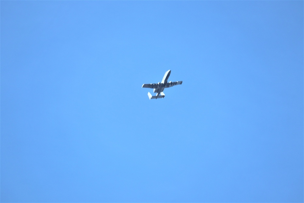 Air Force holds training with A-10 aircraft at Fort McCoy