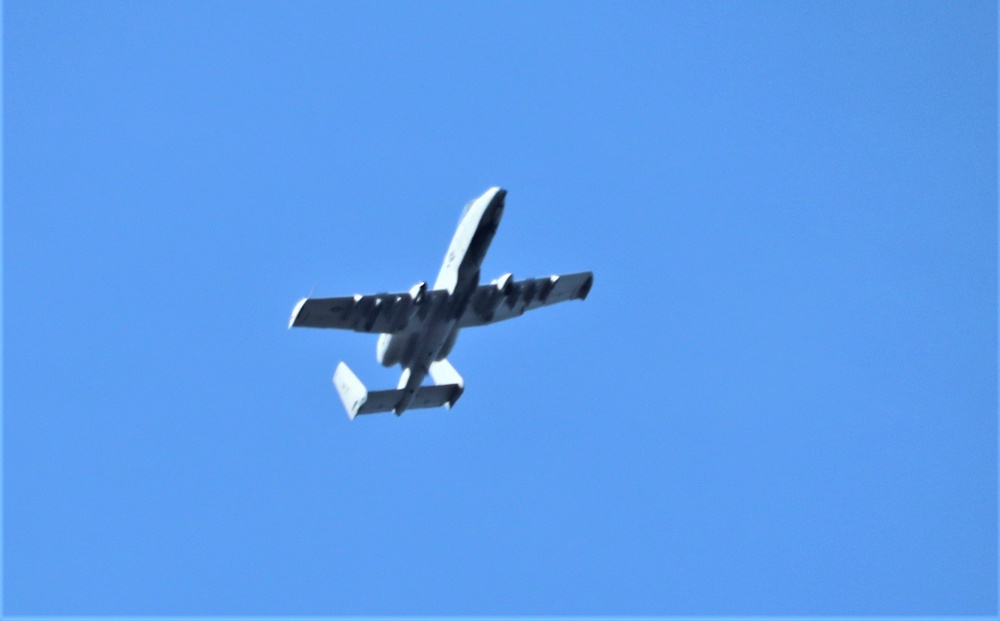 Air Force holds training with A-10 aircraft at Fort McCoy