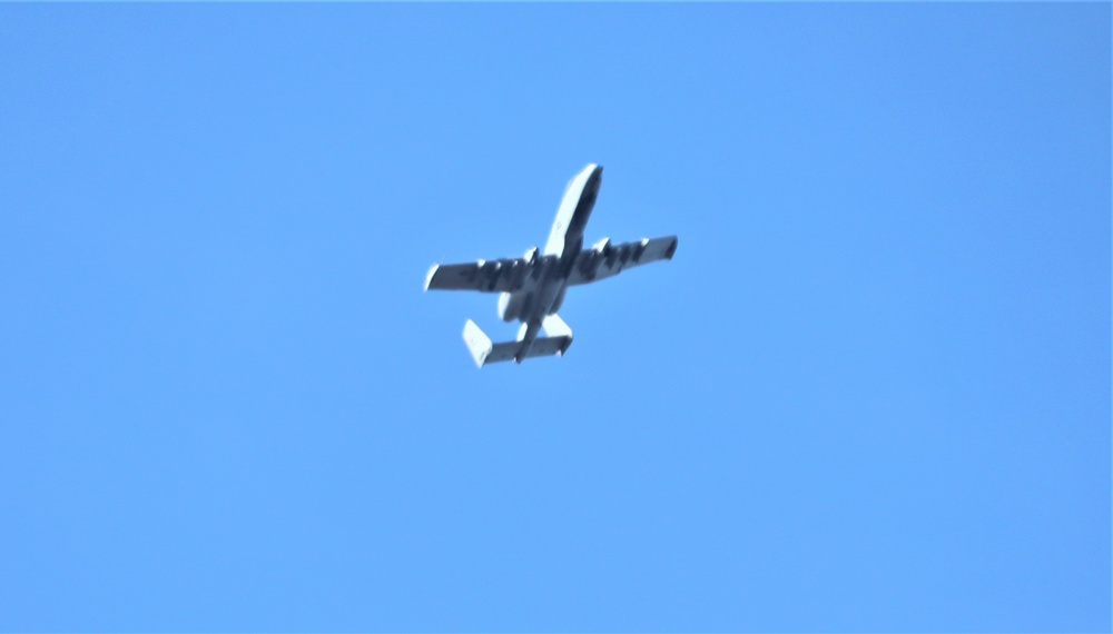 Air Force holds training with A-10 aircraft at Fort McCoy