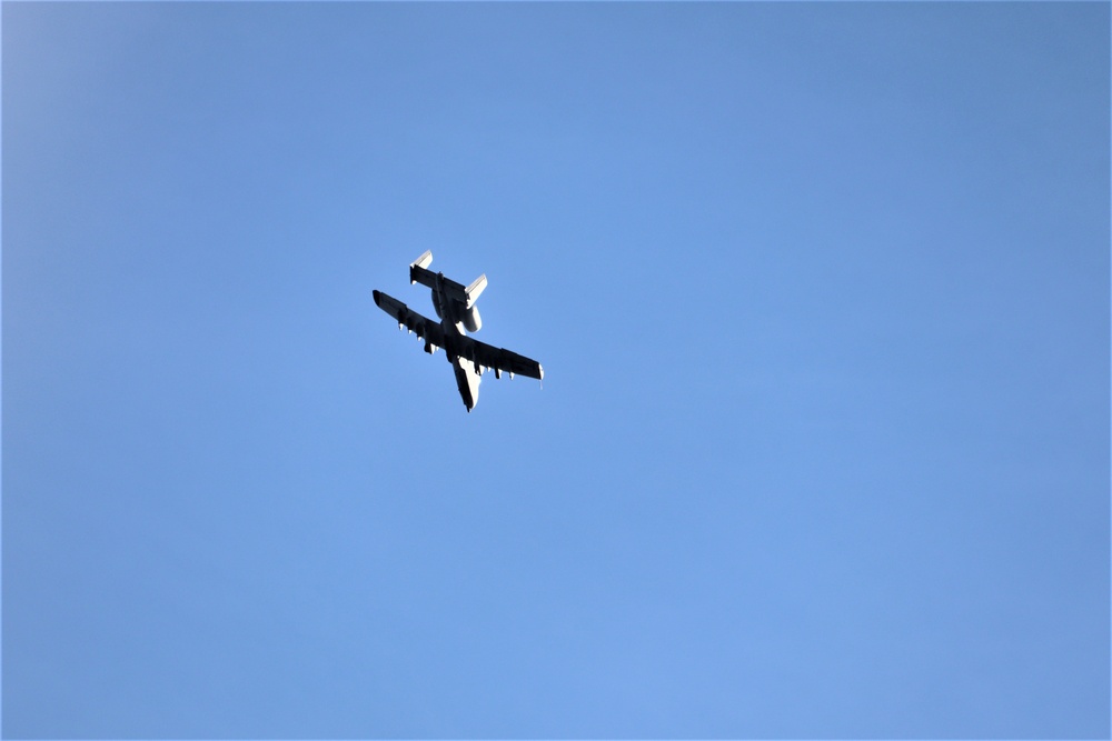 Air Force holds training with A-10 aircraft at Fort McCoy