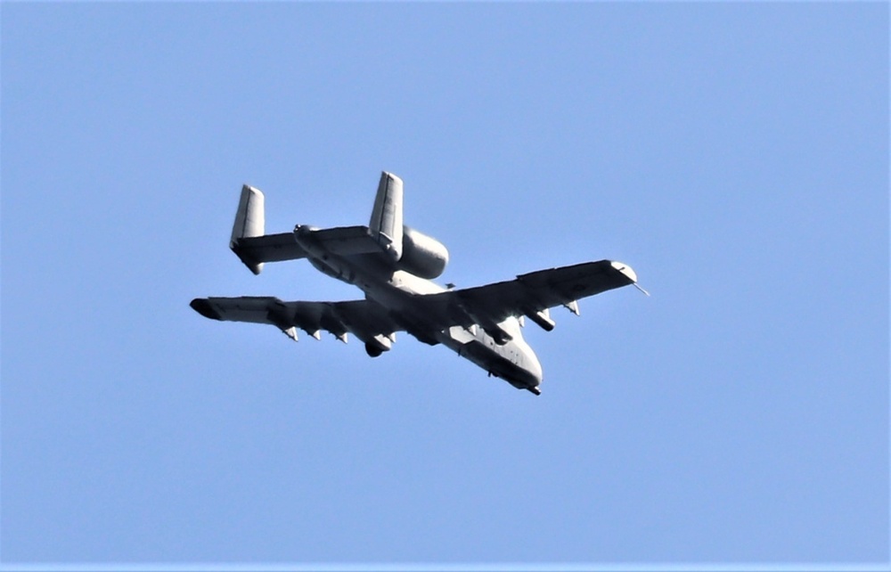 Air Force holds training with A-10 aircraft at Fort McCoy