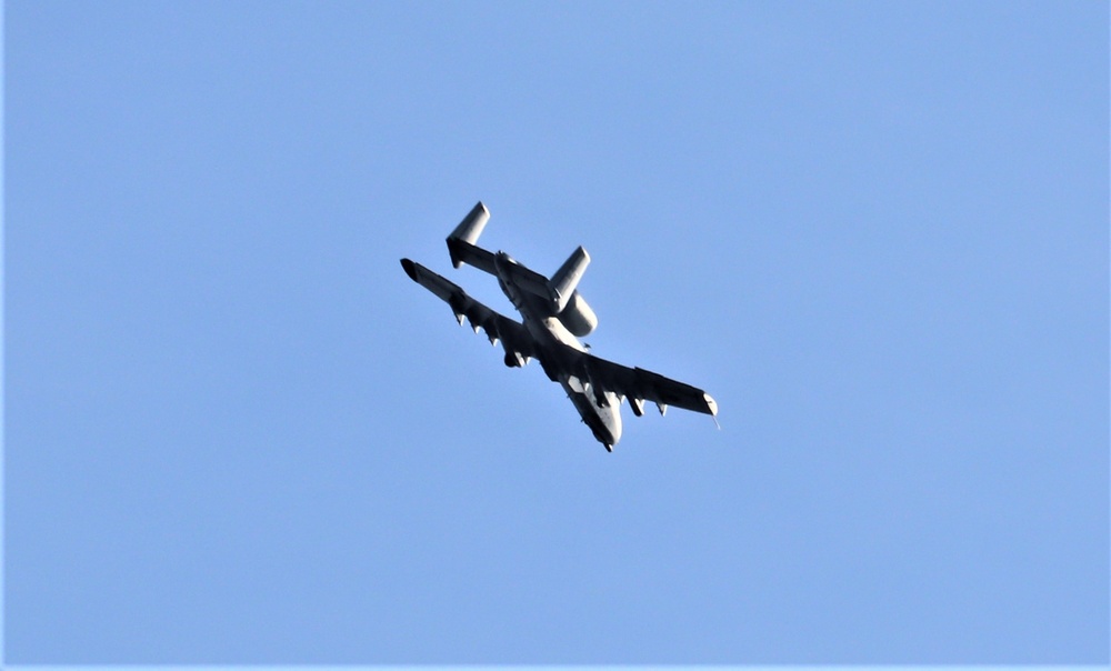 Air Force holds training with A-10 aircraft at Fort McCoy