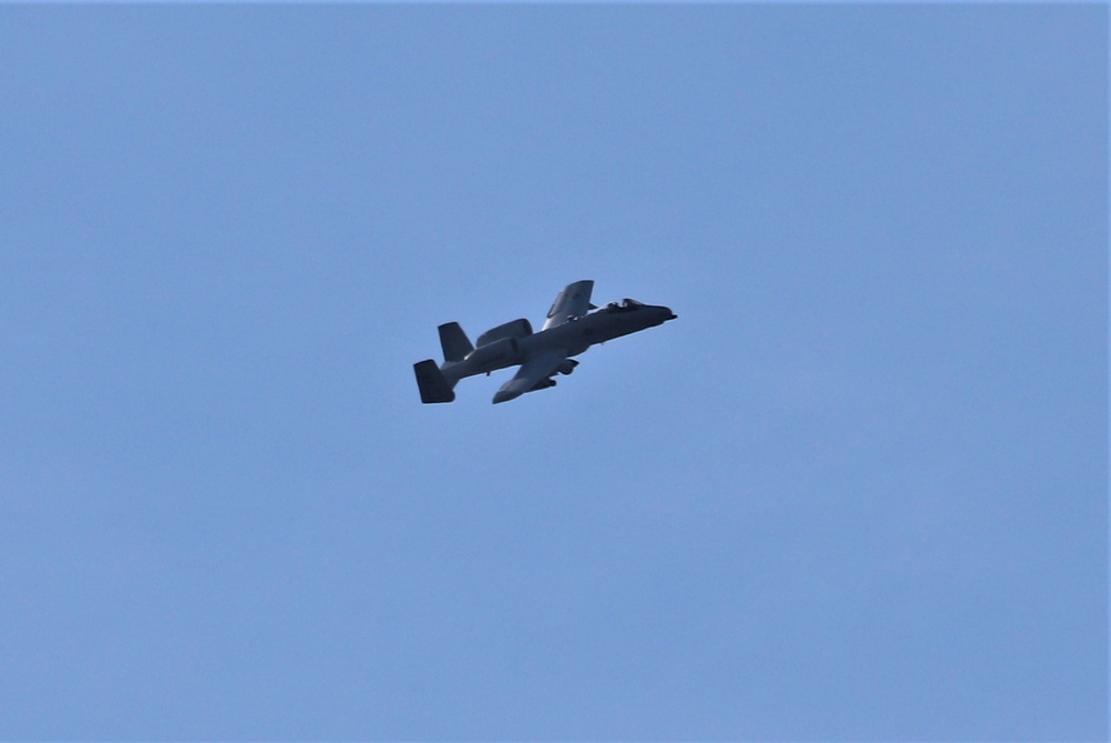 Air Force holds training with A-10 aircraft at Fort McCoy