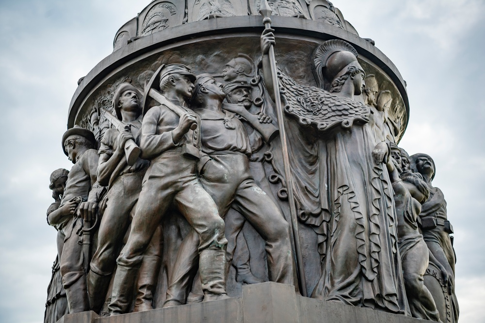 Confederate Memorial in Section 16