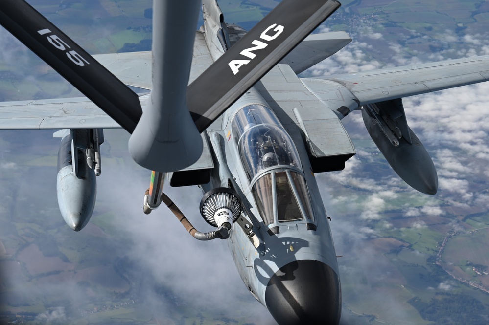 Ample Strike KC-135 refuels German Tornado