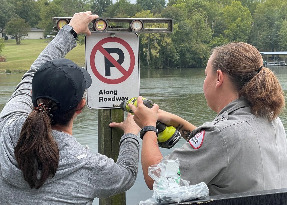 Volunteers clean Stark Knob Boat Ramp during National Public Lands Day