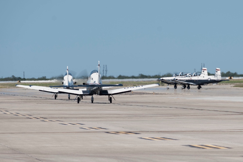 Laughlin AFB flight line photos 30 Sept. 2022