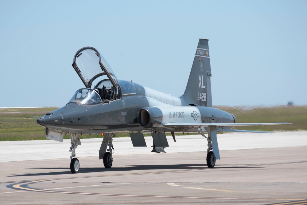 Laughlin AFB flight line photos 30 Sept. 2022