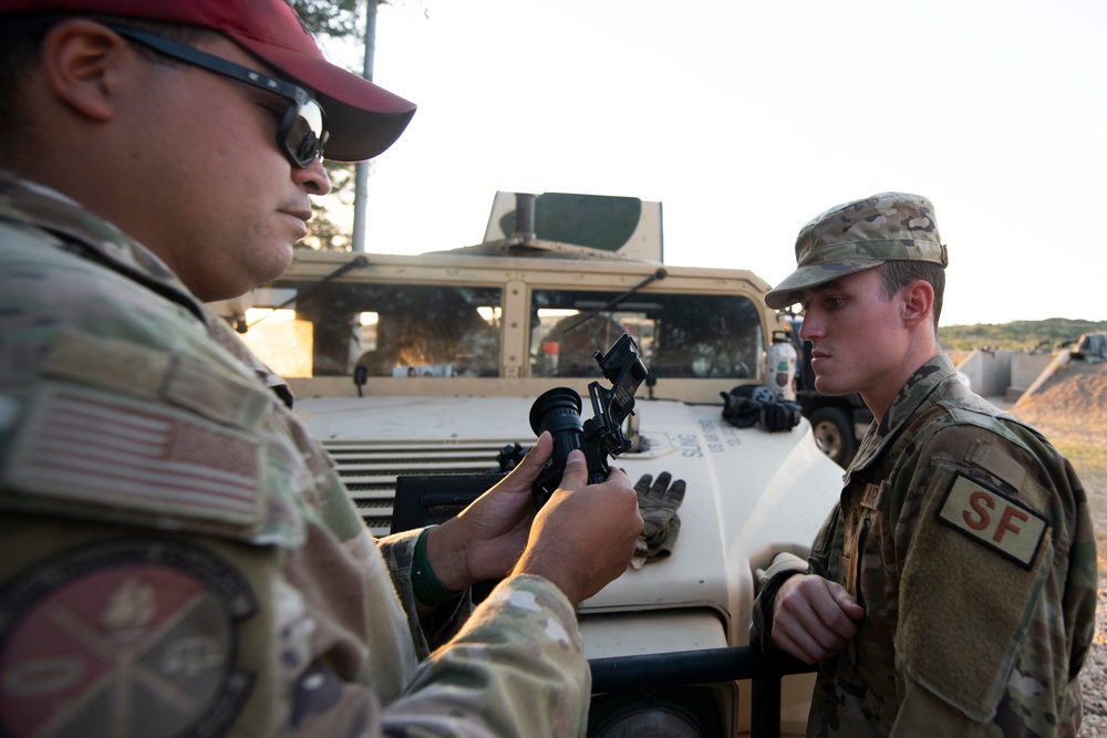 Lightweight machine gun training