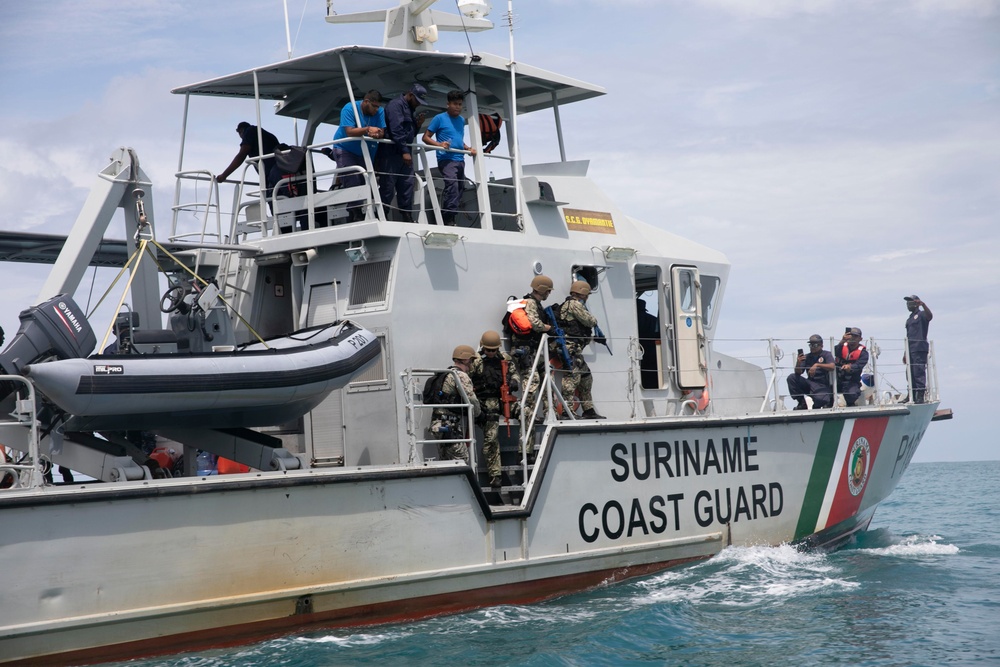 USS Mesa Verde and Surinamese Navy Work Together in the Caribbean Sea