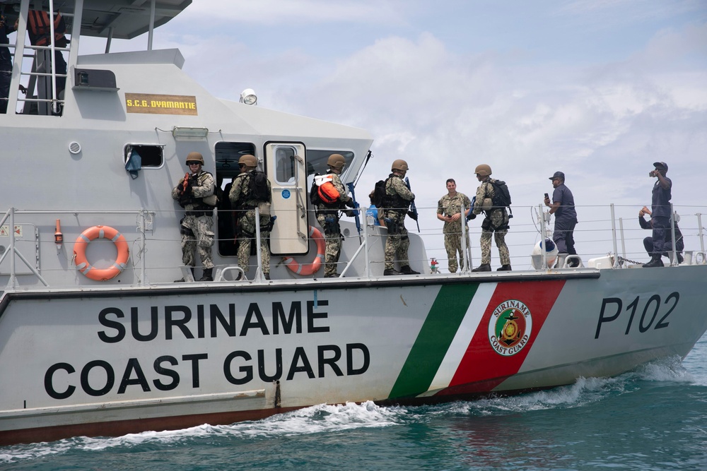 USS Mesa Verde and Surinamese Navy Work Together in the Caribbean Sea