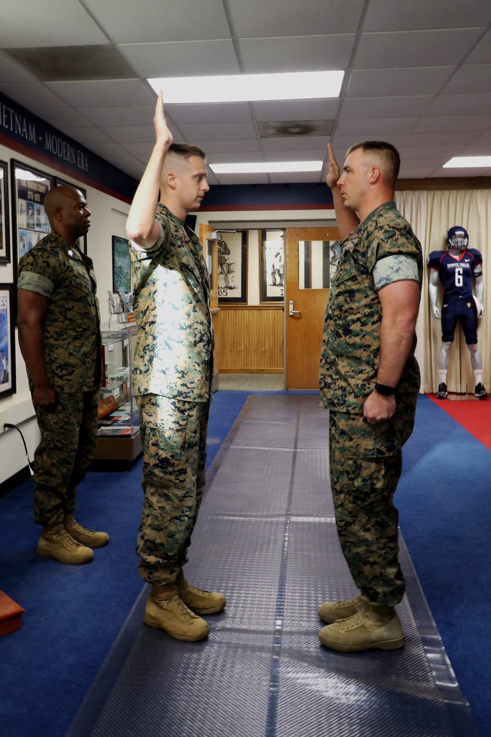 6th Marine Corps District Comptroller Chief Reenlists