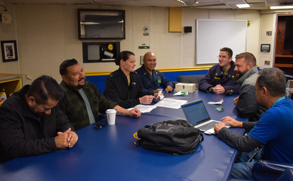 Members of the San Diego Operational Forces Contracting Support Team from NAVSUP Fleet Logistics Center San Diego met with the Supply Officer aboard the USS Fitzgerald (DDG 62) in San Francisco on Oct 3.