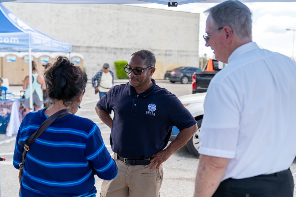 FEMA Helps Survivors at a Florida Insurance Village