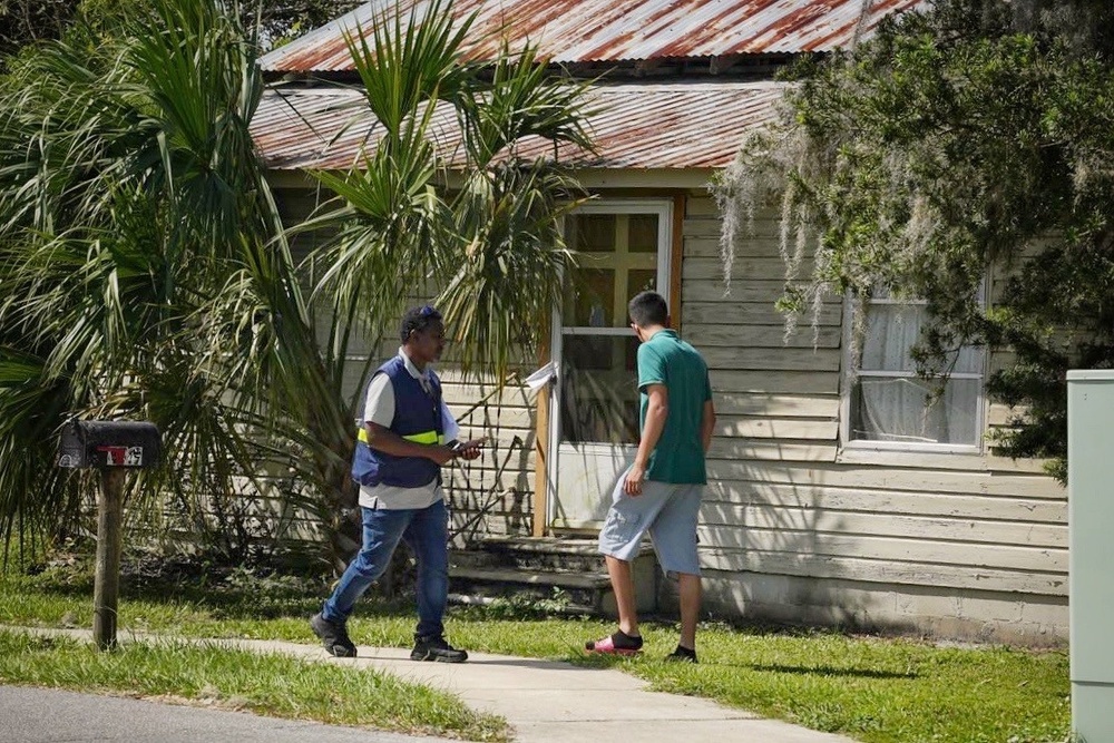 FEMA Canvasses Florida Neighborhood After Hurricane Ian