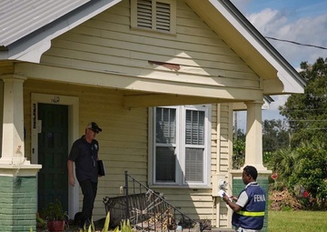 FEMA Canvasses Florida Neighborhood After Hurricane Ian