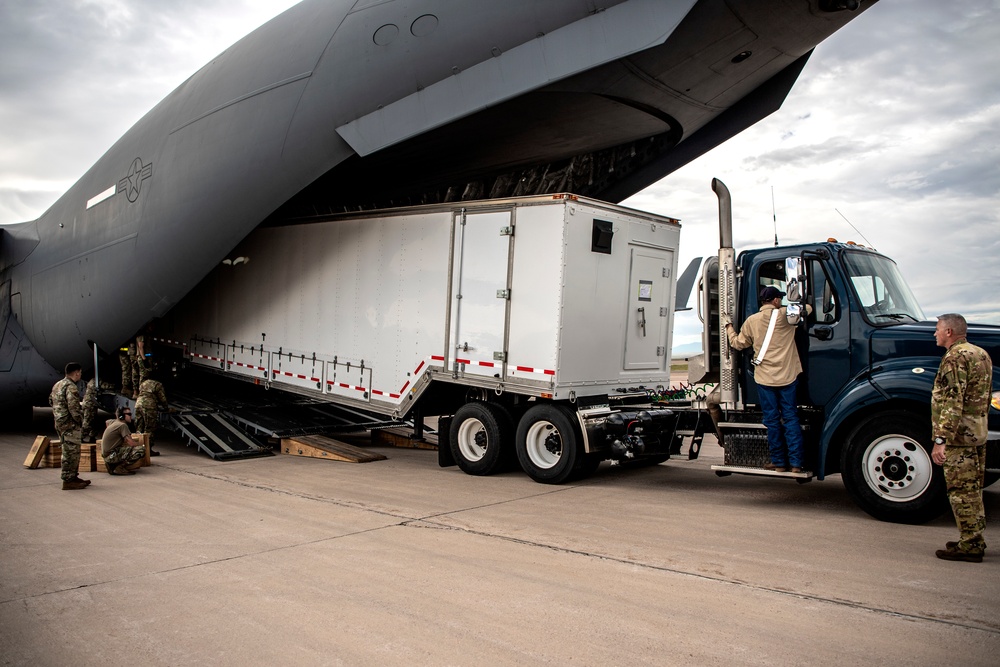 4 SOPS Airlift Operations