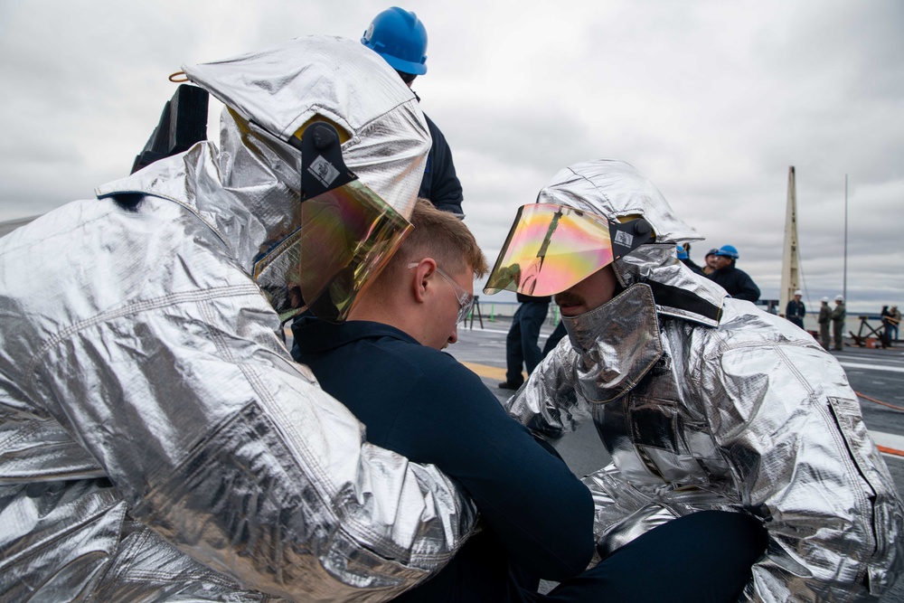 George Washington Simulates Underway: Fire Drill on the flight deck