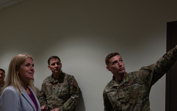 AF CIO visits Kunsan