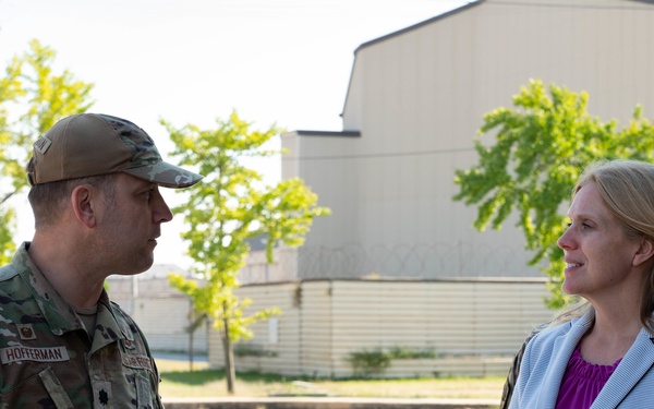 AF CIO visits Kunsan