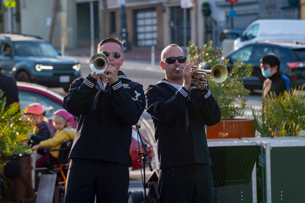 Navy Band South-West Performs at San Francisco Fleet Week