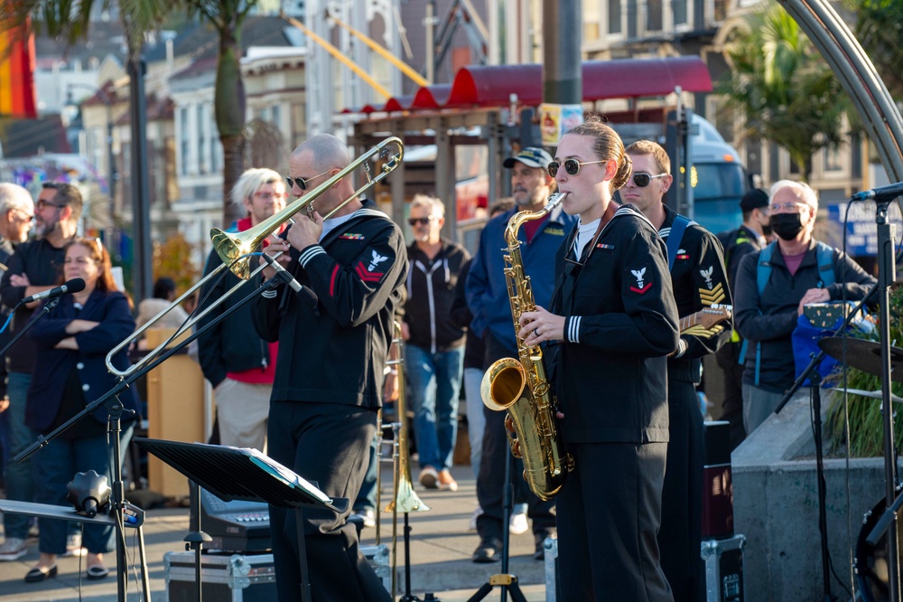 Navy Band South-West Performs at San Francisco Fleet Week