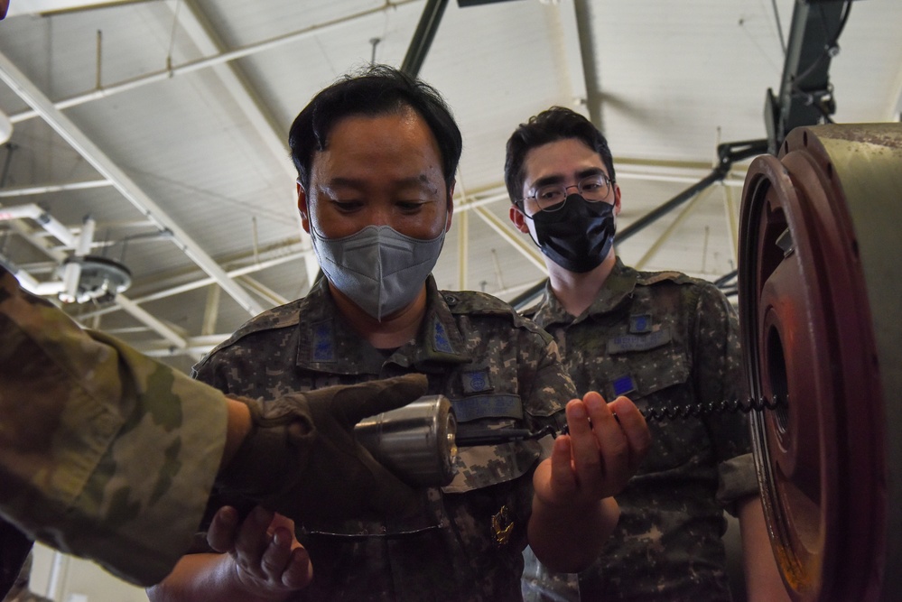 8th MXG conducts bilateral immersion training with ROKAF 38th Fighter Group Logistics Squadron