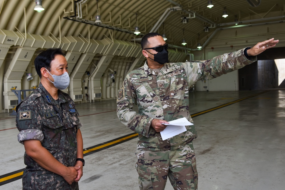 8th MXG conducts bilateral immersion training with ROKAF 38th Fighter Group Logistics Squadron