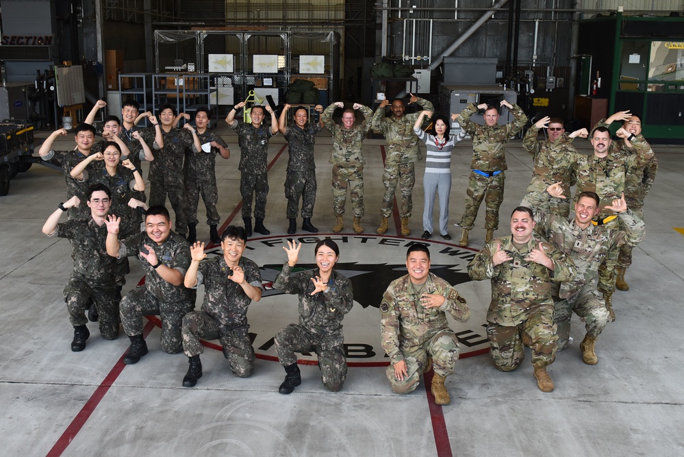 8th MXG conducts bilateral immersion training with ROKAF 38th Fighter Group Logistics Squadron