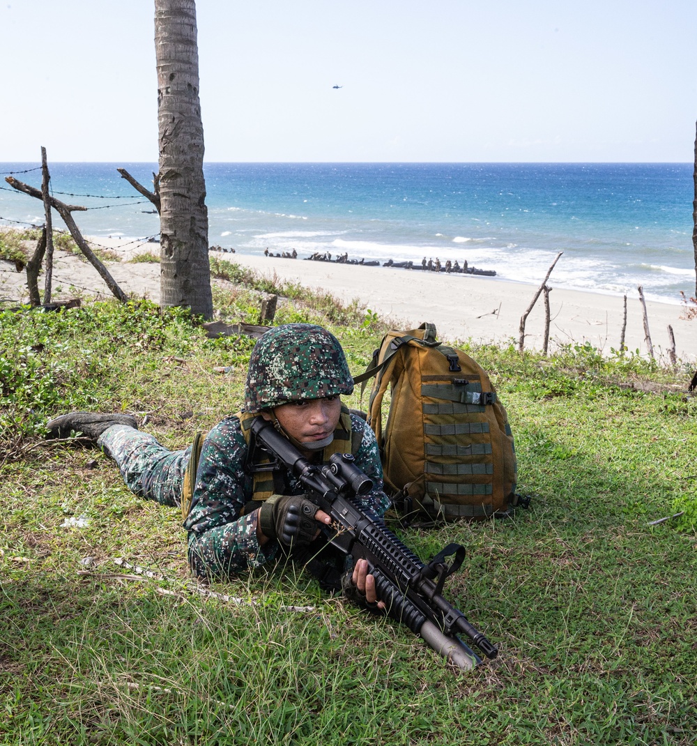 Blackhearts and Philippine Marines Boat Raid for KAMANDAG