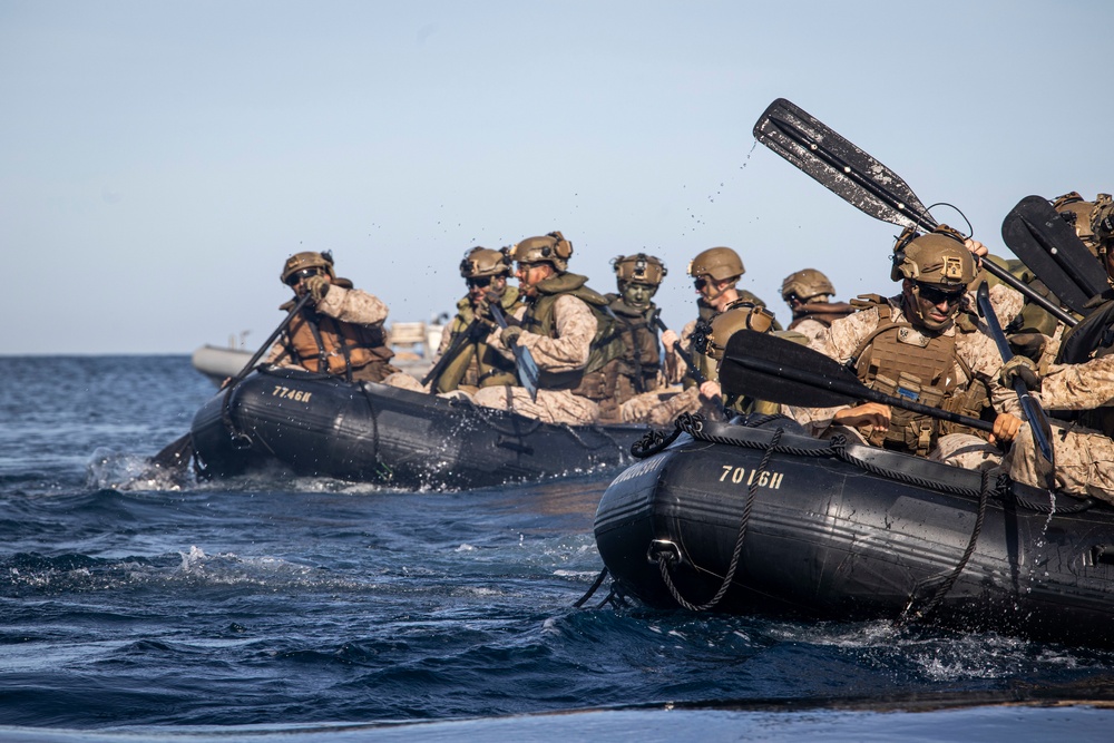 Bilateral Amphibious Demonstration during KAMANDAG 6