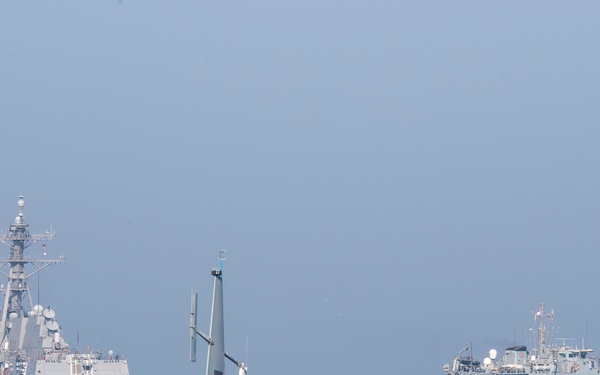 U.S., UK Navies Conduct Unmanned Exercise in Arabian Gulf