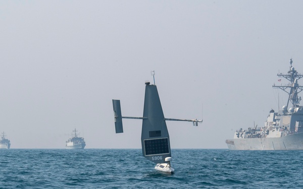 U.S., UK Navies Conduct Unmanned Exercise in Arabian Gulf