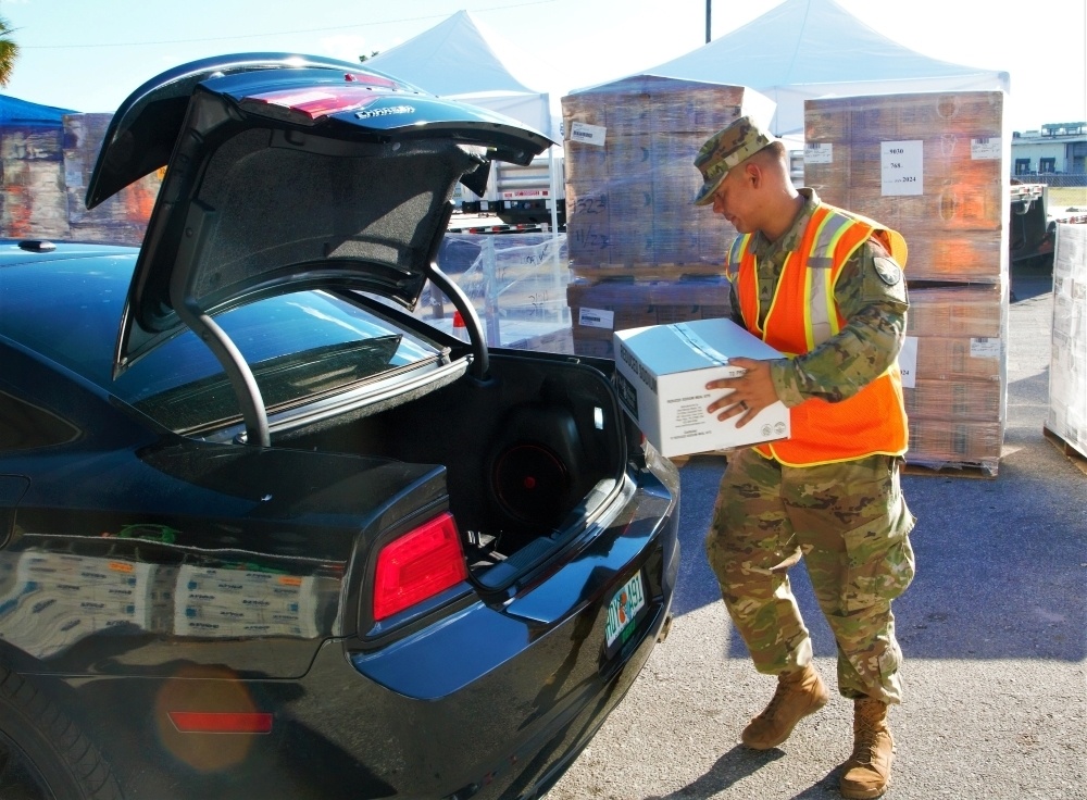 Florida Army National Guard distributes commodities to Floridians impacted by Hurricane Ian
