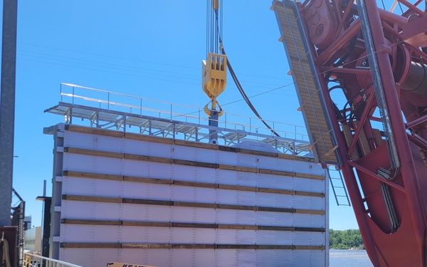 Corps replaces nearly century old miter gates