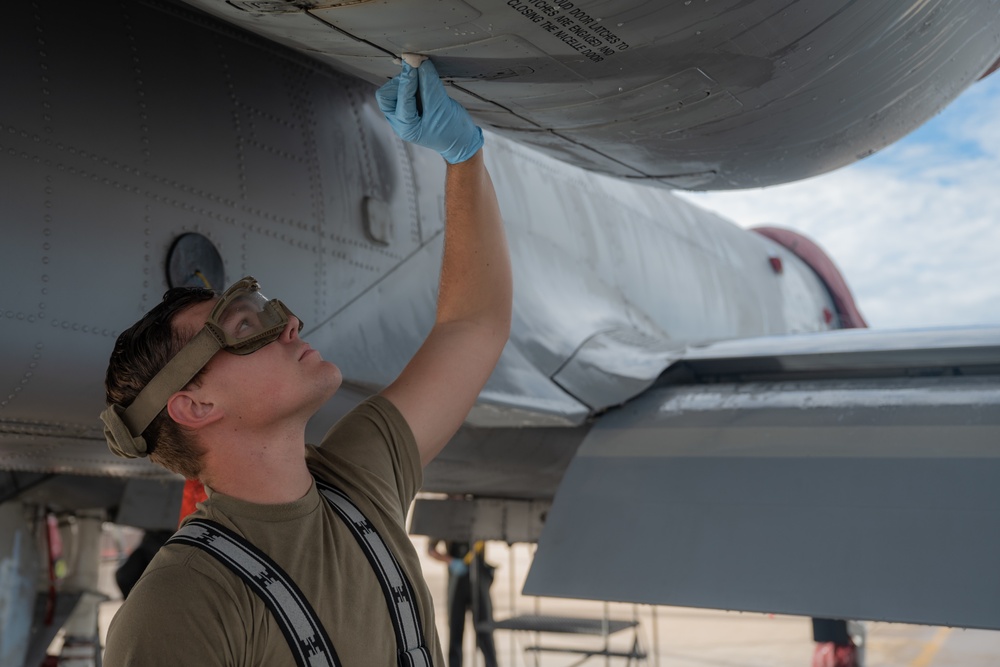 A-10 Demonstration Team washes an A-10