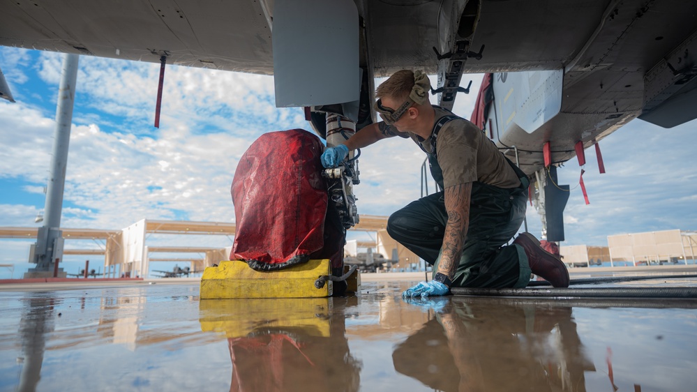 A-10 Demonstration Team washes an A-10