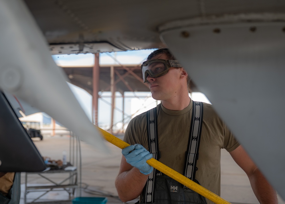 A-10 Demonstration Team washes an A-10