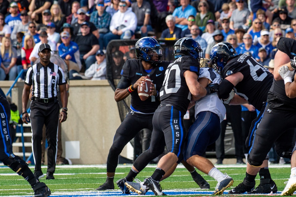 USAFA Football vs Navy