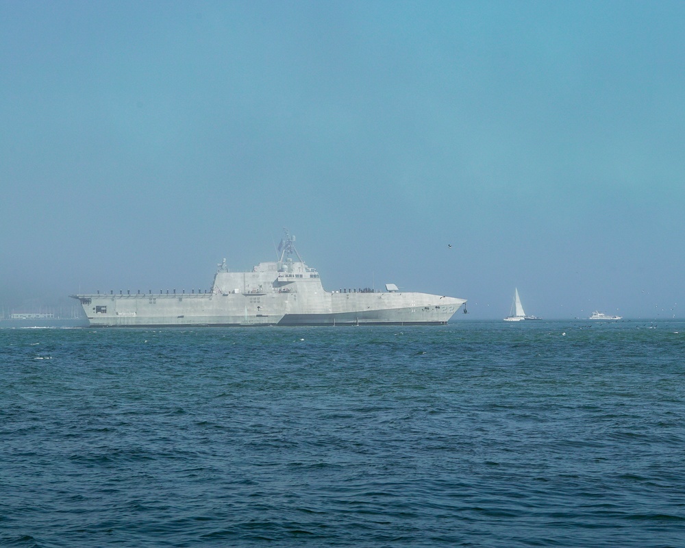 Parade of Ships for San Francisco Fleet Week