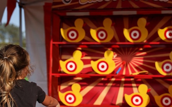 MCCS hosts Pendleton’s Eric Paslay Concert, Fall Carnival