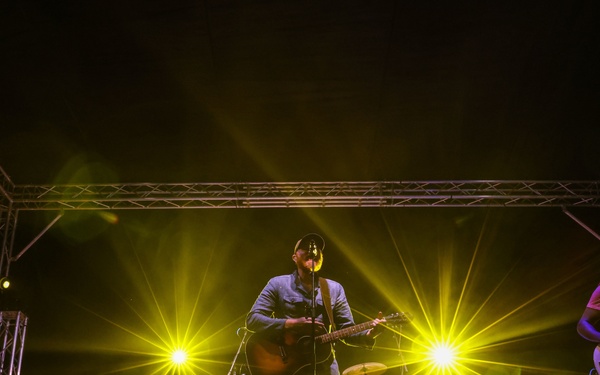 MCCS hosts Pendleton’s Eric Paslay Concert, Fall Carnival