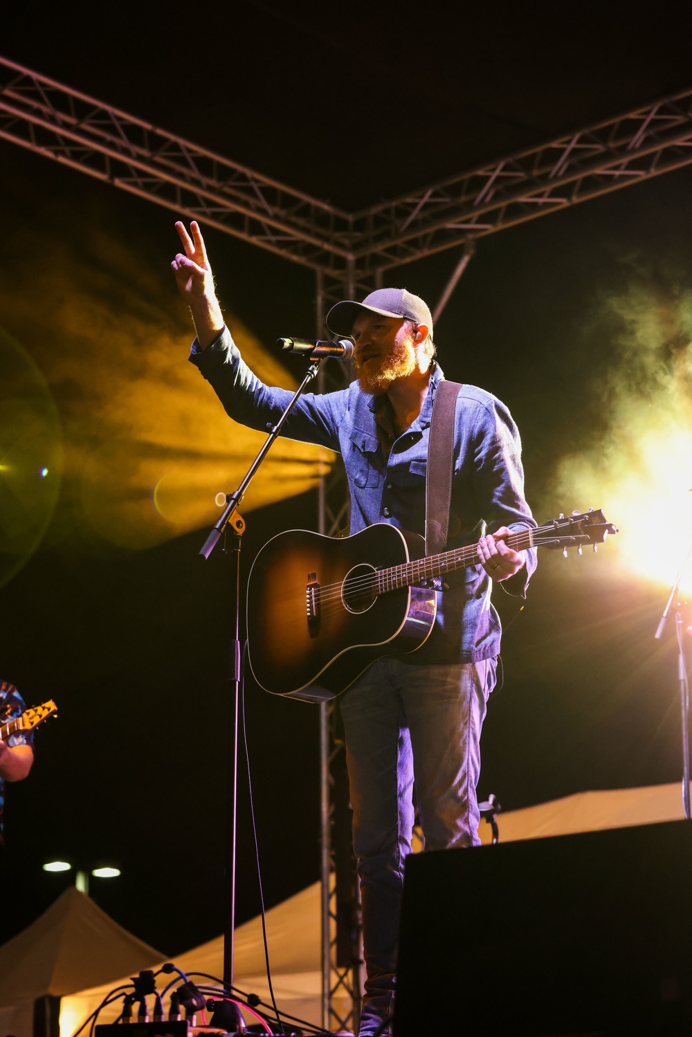 MCCS hosts Pendleton’s Eric Paslay Concert, Fall Carnival