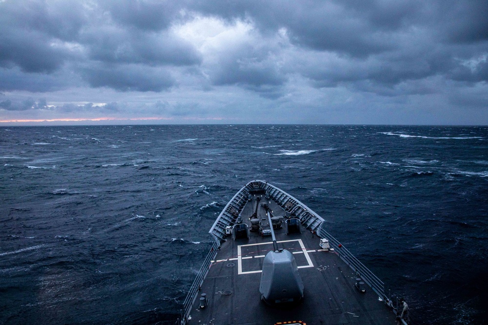 USS Chancellorsville Conducts Routine Operations