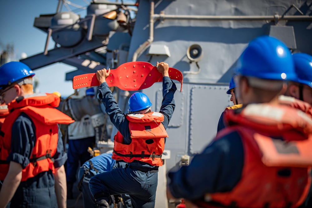 Ramage Conducts Replenishment-at-Sea with Canadian, Spanish Navies